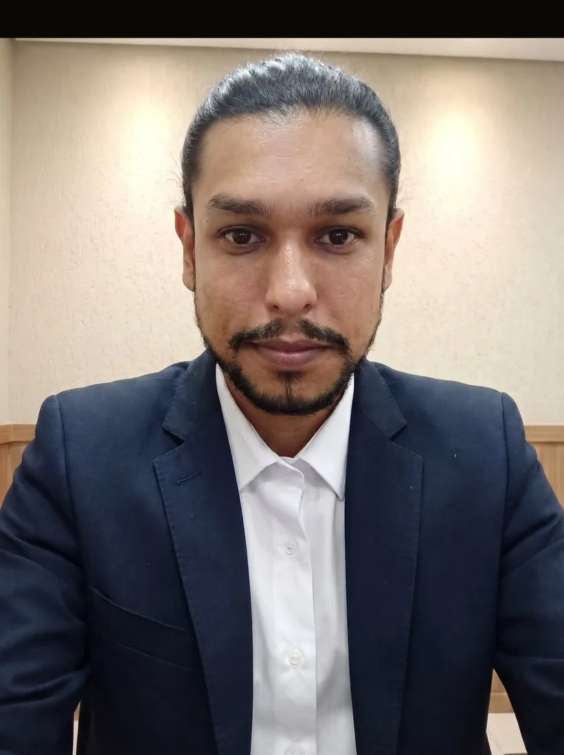 Gabriel Parvena, Engenheiro de Agentes de IA