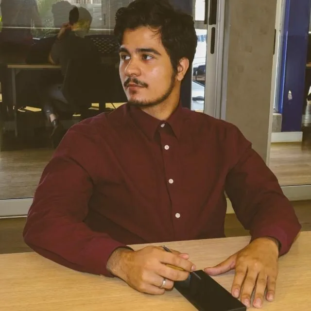 Guilherme de Oliveira, Desenvolvedor Full-Stack